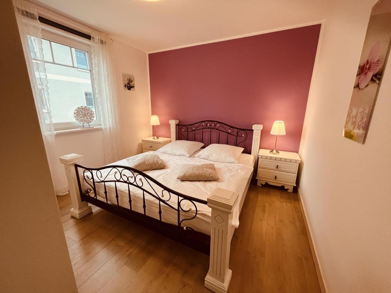Ferienwohnung Asia In Борн Экстерьер фото