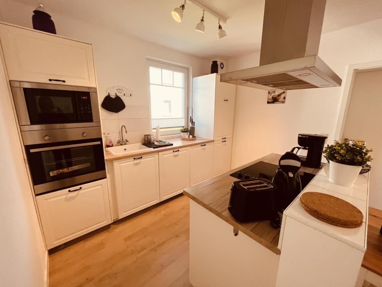 Ferienwohnung Asia In Борн Экстерьер фото