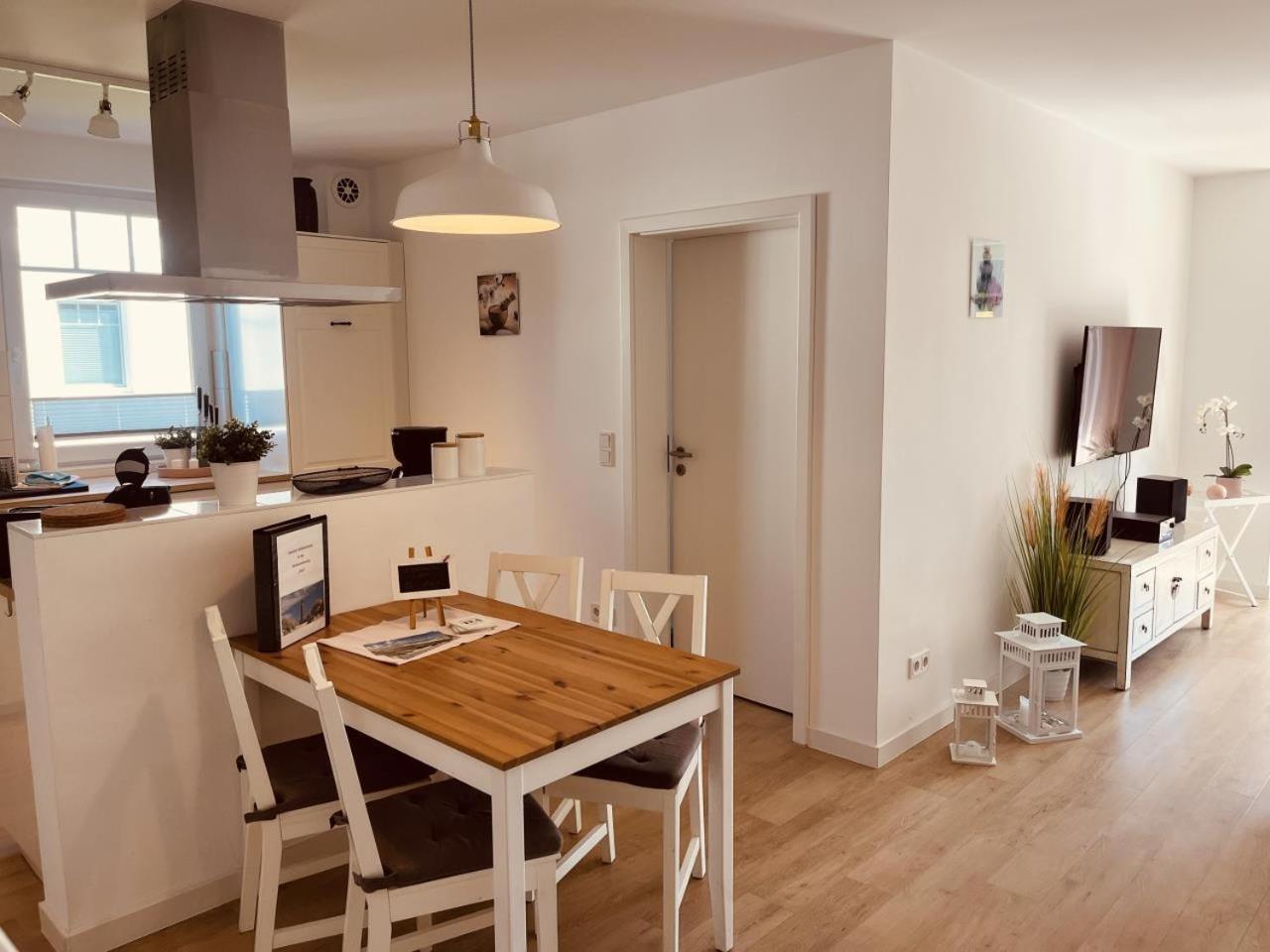 Ferienwohnung Asia In Борн Экстерьер фото
